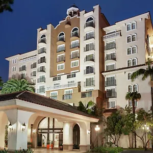 Hotel Embassy By Hilton Orange County Airport